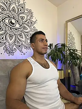 aaroncolombia online show from October 2025 11:58:02 AM