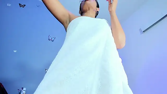 Kaira mosse online show from March 2025 03:19:01 PM