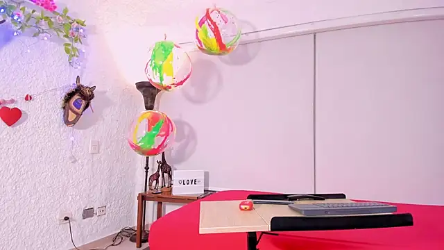 alexandersawyer online show from March 2025 04:19:01 AM