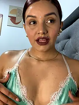 Melanyprada online show from November 2025 04:29:02 AM