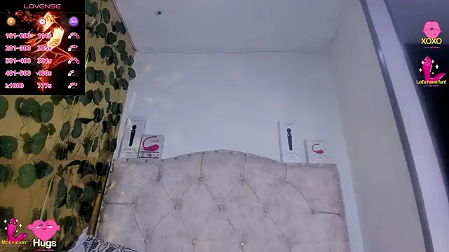 cristalconnorr online show from October 2025 04:06:02 PM