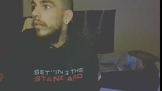 XMeF10 online show from March 2025 10:20:01 PM