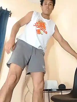 Brencuz online show from November 2025 09:03:02 PM