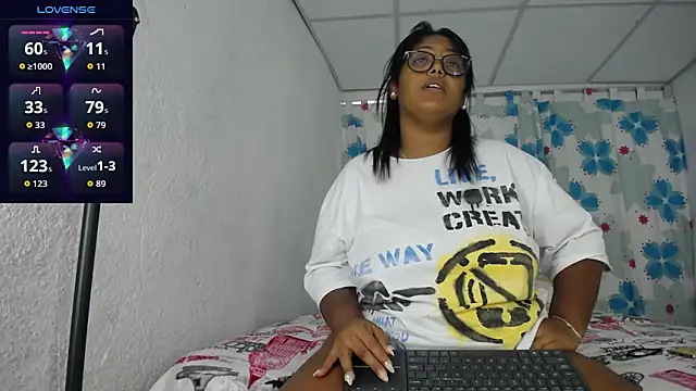 Snapshot of miajoseph_ chatting on April 2026 03:41:01 AM miajoseph online show from April 2026 03:41:01 AM