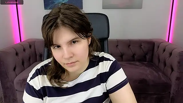 Ruyjin Choi online show from September 2025 11:32:01 AM