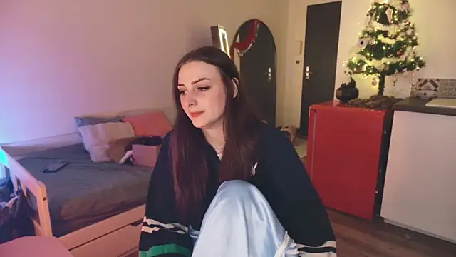 ce leste   online show from December 2025 05:42:02 PM