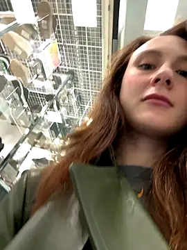 Dina Tease online show from September 2025 12:39:01 PM