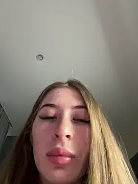 your girl next door online show from January 2025 12:29:01 PM