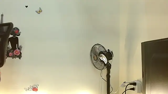 isabela ferrer  online show from December 2024 04:58:01 PM