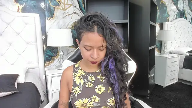 rave connor online show from January 2026 07:06:02 PM