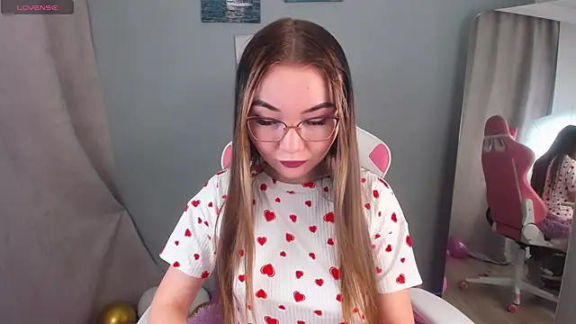 Melissa Nets online show from February 2025 06:48:01 PM