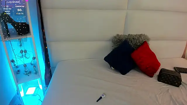 Stefyrossy online show from March 2026 02:34:01 PM