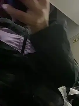 Stefyrossy online show from March 2026 11:04:01 AM