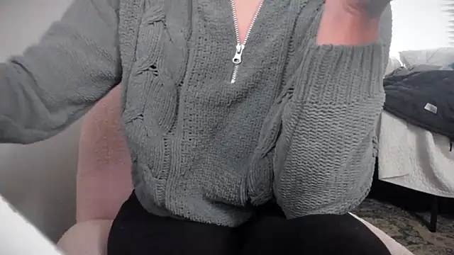 Snapshot of bigb00tyjudyyX chatting on October 2025 02:51:02 PM bigb00tyjudyyX online show from October 2025 02:51:02 PM
