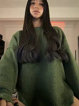 Snapshot of aly_golden_ chatting on May 2026 12:33:02 PM aly golden online show from May 2026 12:33:02 PM