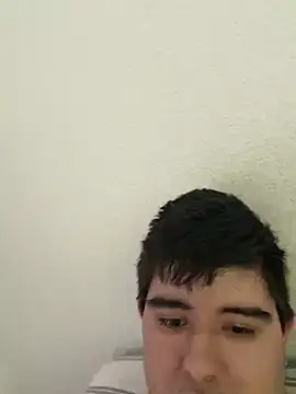 Snapshot of Yann_18 chatting on May 2026 03:06:01 PM Yann 18 online show from May 2026 03:06:01 PM
