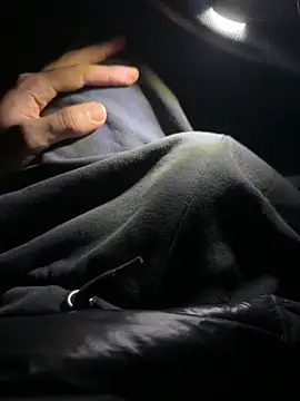 Snapshot of maiolullo chatting on November 2025 06:30:02 PM maiolullo online show from November 2025 06:30:02 PM