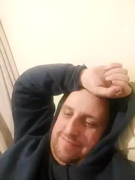 HE-M123 online show from December 2024 11:23:02 PM