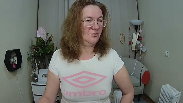 HolyMilfa online show from April 2026 06:42:02 AM