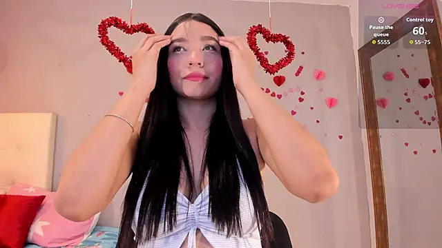 Maia W10 online show from February 2026 12:45:02 PM