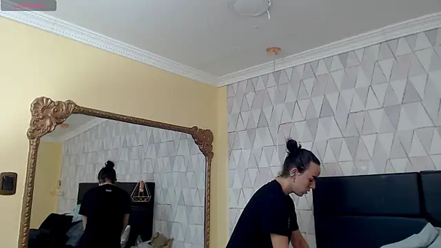 JustinePerry online show from March 2025 04:05:02 AM