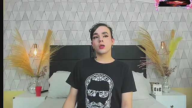 JustinePerry online show from February 2026 04:38:01 AM