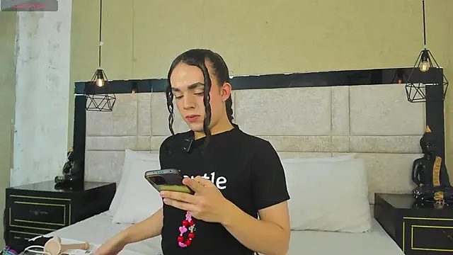 JustinePerry online show from March 2026 03:54:01 AM