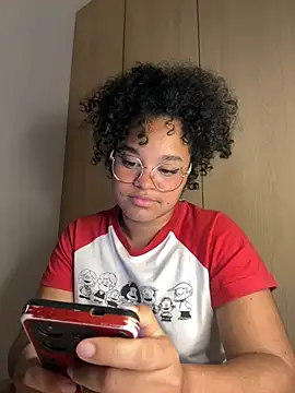 Snapshot of Lucy_wilson5 chatting on January 2025 06:38:01 AM Lucy wilson5 online show from January 2025 06:38:01 AM