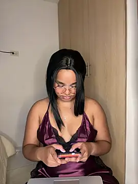 Snapshot of Lucy_wilson5 chatting on February 2025 03:52:02 AM Lucy wilson5 online show from February 2025 03:52:02 AM