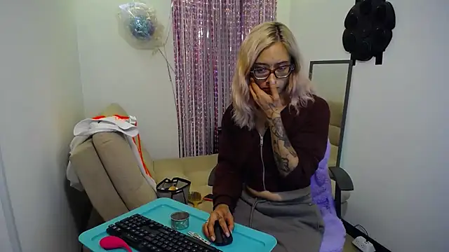 911Calling online show from March 2025 01:22:01 AM