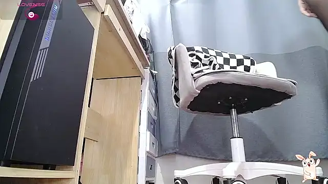 CN-Doudou online show from October 2025 04:13:02 AM