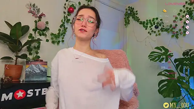 MyLou  online show from January 2025 03:17:02 PM