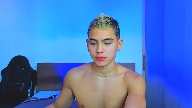 Stevenn 77 online show from December 2024 03:17:01 PM