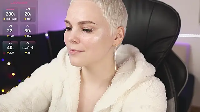 LikaBerry1 online show from January 2025 10:11:02 PM