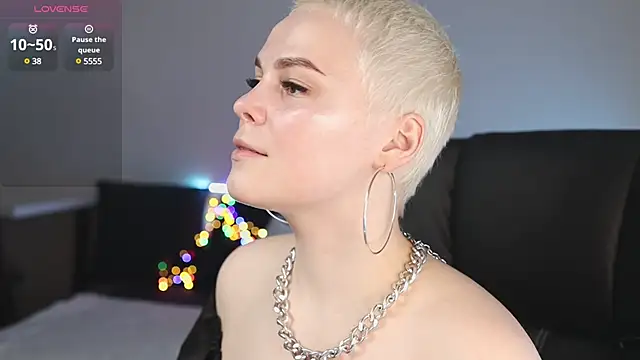 LikaBerry1 online show from February 2025 08:29:02 PM