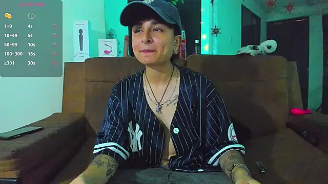 Snapshot of ZuryRamirez_ chatting on December 2024 09:26:01 PM ZuryRamirez online show from December 2024 09:26:01 PM