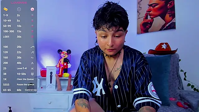 Snapshot of ZuryRamirez_ chatting on January 2025 06:47:01 PM ZuryRamirez online show from January 2025 06:47:01 PM