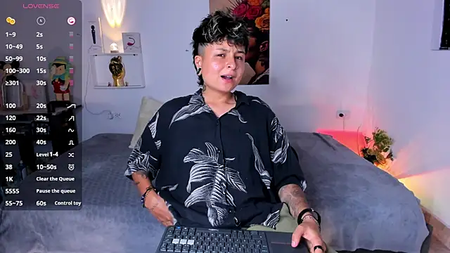 Snapshot of ZuryRamirez_ chatting on June 2026 11:42:01 PM ZuryRamirez online show from June 2026 11:42:01 PM