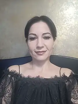 Snapshot of FireLily332 chatting on January 2025 04:53:01 PM FireLily332 online show from January 2025 04:53:01 PM