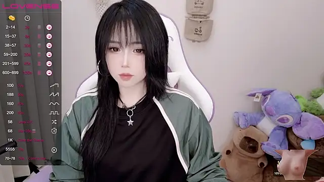 Vaness-a online show from February 2025 06:31:02 PM