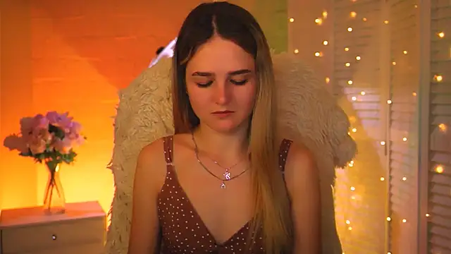 Snapshot of DeboraLarson chatting on February 2026 03:49:02 AM DeboraLarson online show from February 2026 03:49:02 AM