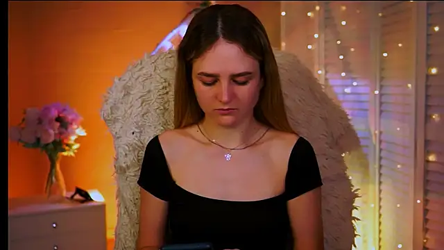 Snapshot of DeboraLarson chatting on February 2026 03:18:02 AM DeboraLarson online show from February 2026 03:18:02 AM