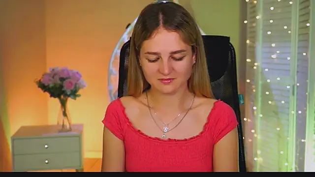 Snapshot of DeboraLarson chatting on July 2026 02:51:02 AM DeboraLarson online show from July 2026 02:51:02 AM