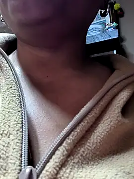 Kasandra02 online show from February 2026 06:26:02 PM