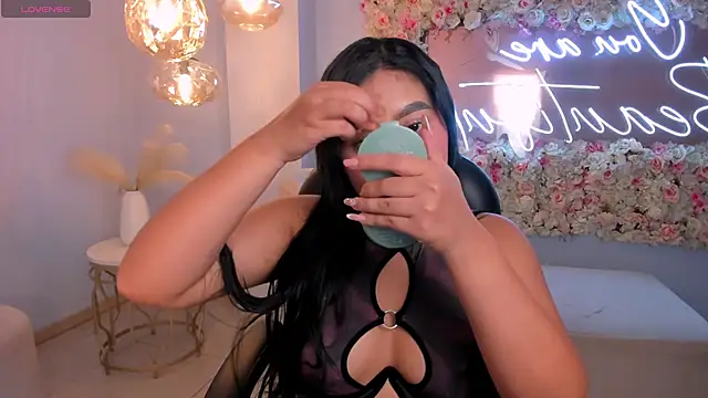 GabriellaLee online show from November 2025 02:43:02 AM