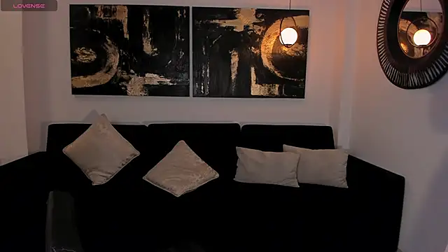 StacyWoods online show from July 2026 11:05:01 AM