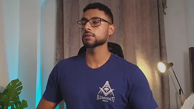 LiamGarcia1 online show from March 2025 01:51:01 PM