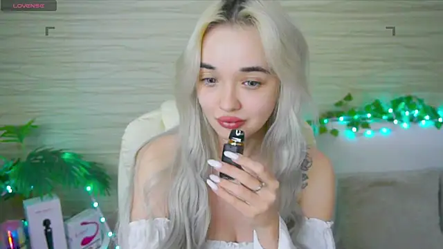 Ashley S online show from February 2025 02:09:02 AM