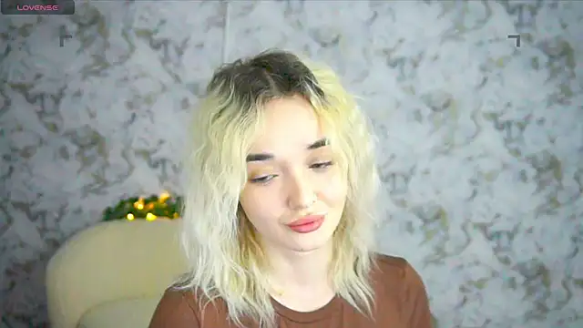Snapshot of Ashley_S chatting on April 2026 10:23:02 PM Ashley S online show from April 2026 10:23:02 PM