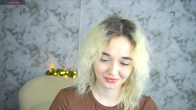 Snapshot of Ashley_S chatting on May 2026 10:15:02 PM Ashley S online show from May 2026 10:15:02 PM